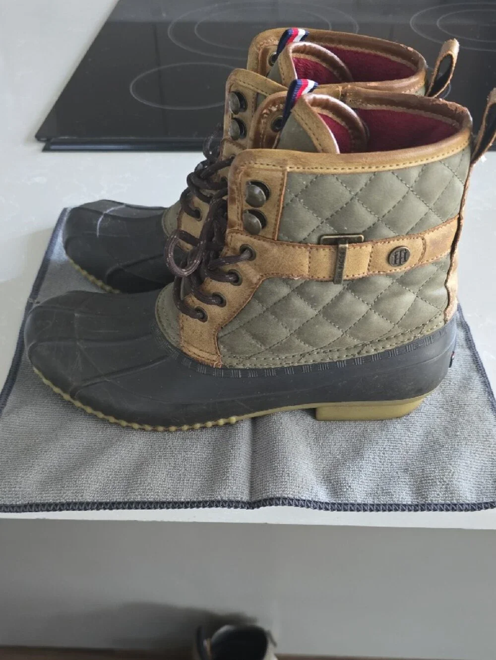 Tommy Hilfiger Olive Green and Brown Waterproof Lace-Up Duck Boots